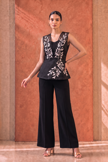 Noir Vine Embroidered Set
